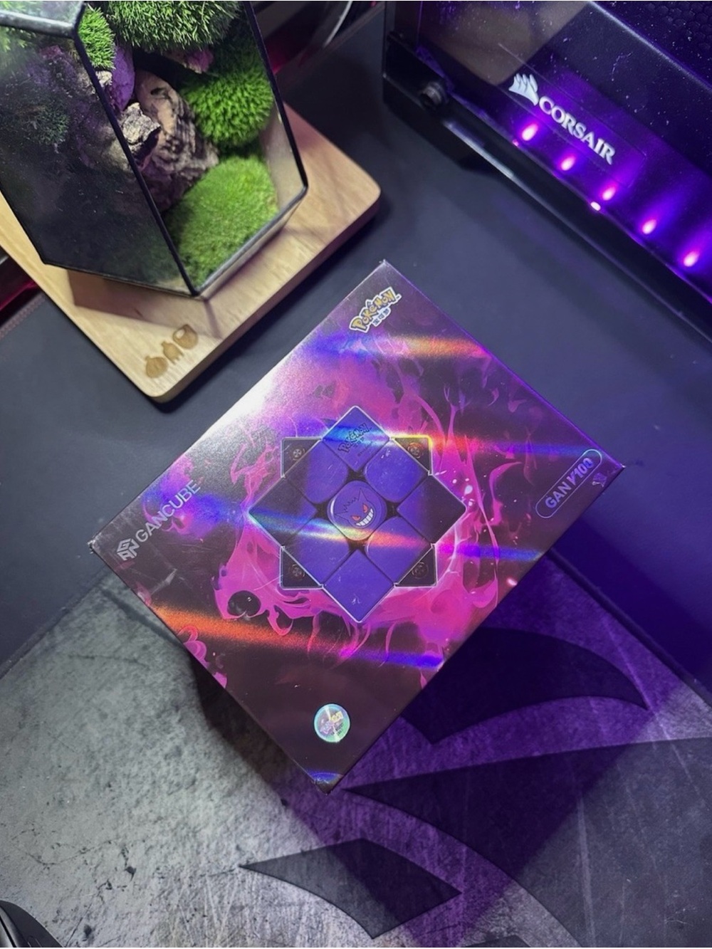 Gan v100 hanger limited edition ( very rare )